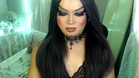 Snapshot of cj_parker69 chatting on 11, 6, 2026 QUEEN CESS online show from 11, 6, 2026