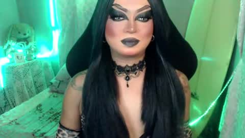 Snapshot of cj_parker69 chatting on 20, 6, 2026 QUEEN CESS online show from 20, 6, 2026