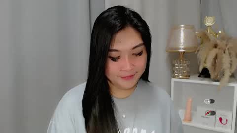 Snapshot of claire_wntr chatting on 20, 5, 2026 CLAIRE online show from 20, 5, 2026