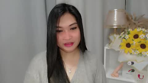 Snapshot of claire_wntr chatting on 27, 5, 2026 CLAIRE online show from 27, 5, 2026