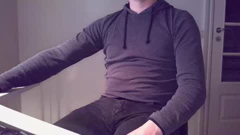 clamshive7 online show from 11, 2, 2026