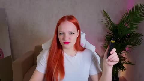 Snapshot of clara_neumann chatting on 19, 5, 2026 CANDYY3 online show from 19, 5, 2026