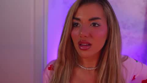 ClaraHazel online show from 8, 1, 2026