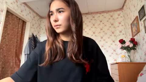 Snapshot of claribelatienza chatting on 16, 9, 2025 Yuna online show from 16, 9, 2025