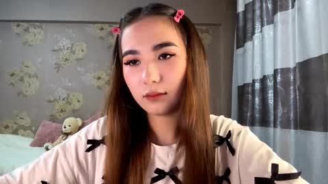 Snapshot of claribelatienza chatting on 9, 11, 2025 Yuna online show from 9, 11, 2025