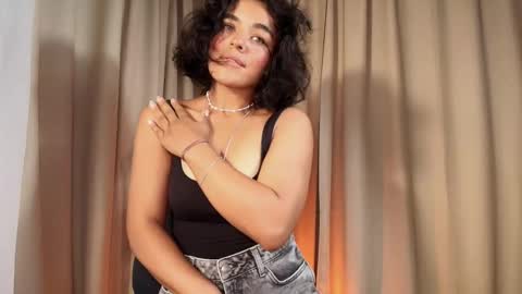 Snapshot of claricerose chatting on 25, 11, 2025 clarise online show from 25, 11, 2025