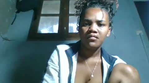 clarisse98 online show from 10, 11, 2025