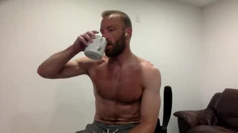 Snapshot of clarkecock chatting on 15, 5, 2026 Clarke Cock online show from 15, 5, 2026