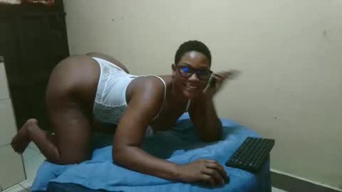 Snapshot of classyhornybabe chatting on 12, 1, 2025 Angel online show from 12, 1, 2025