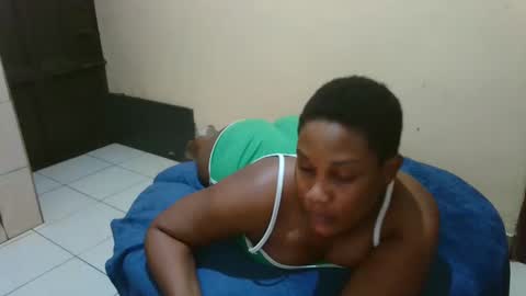 Snapshot of classyhornybabe chatting on 21, 1, 2025 Angel online show from 21, 1, 2025