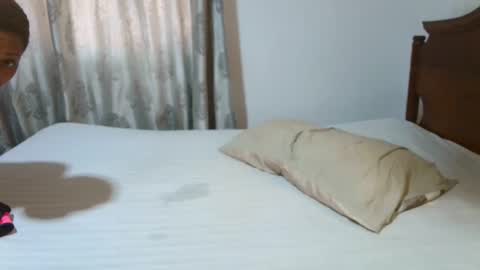 Snapshot of classyhornybabe chatting on 14, 2, 2025 Angel online show from 14, 2, 2025