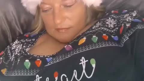 Snapshot of claudineddd chatting on 25, 12, 2024 ClaudineDDD online show from 25, 12, 2024