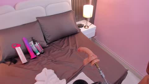 Snapshot of clawdeen__wolf chatting on 26, 9, 2025 clauwdeen wolf online show from 26, 9, 2025