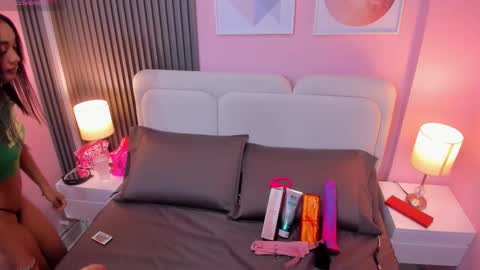 Snapshot of clawdeen__wolf chatting on 14, 10, 2025 clauwdeen wolf online show from 14, 10, 2025