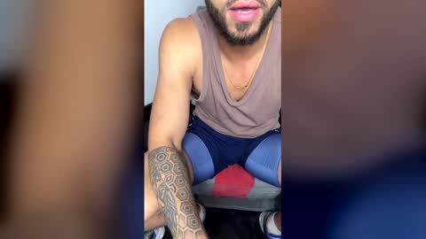 Snapshot of claybrown_ chatting on 20, 2, 2026 Clay online show from 20, 2, 2026