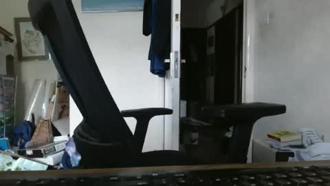 Snapshot of cleanboy1001 chatting on 23, 7, 2026 cleanboy1001 online show from 23, 7, 2026