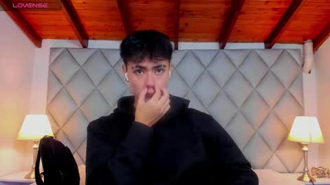 Snapshot of clement_reyes chatting on 29, 11, 2025 clement_reyes online show from 29, 11, 2025