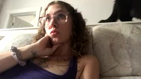 Clementine   Rex  online show from 13, 9, 2025