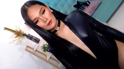 Cleo online show from 7, 11, 2025