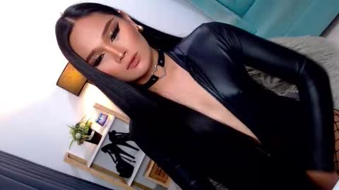 Cleo online show from 8, 4, 2026