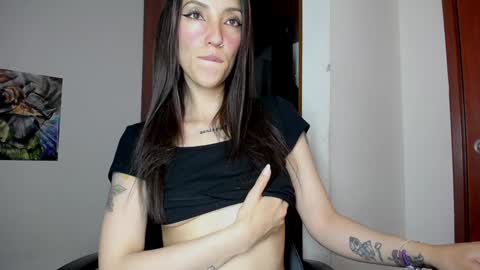 Snapshot of cleopatra_cute chatting on 24, 12, 2024 Nicol online show from 24, 12, 2024