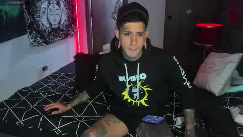 cleo y maikol online show from 17, 11, 2025