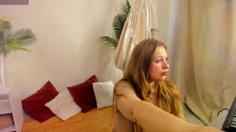 Snapshot of cleoxotie chatting on 19, 5, 2026 cleoxotie online show from 19, 5, 2026