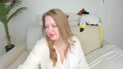 Snapshot of cleoxotie chatting on 14, 6, 2026 cleoxotie online show from 14, 6, 2026