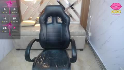 Clhoe online show from 9, 4, 2026