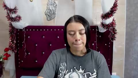 clhoedeep online show from 18, 2, 2025