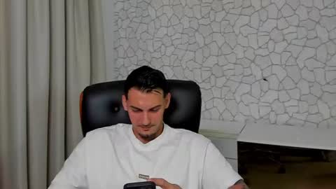 Snapshot of clintmasterss chatting on 18, 6, 2026 ClintMasterss online show from 18, 6, 2026