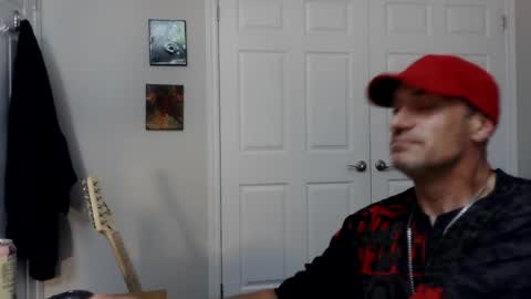 Snapshot of clintwood12 chatting on 19, 7, 2026 chad online show from 19, 7, 2026