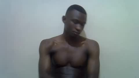 Snapshot of clive_damian chatting on 6, 2, 2026 clive_damian online show from 6, 2, 2026