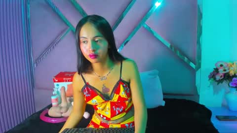 CloeMorenti  online show from 14, 11, 2025