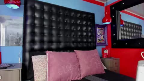 ---Cloe--- online show from 19, 10, 2025