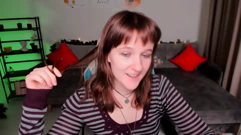  Clover  follow me  online show from 7, 1, 2025