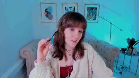  Clover  follow me  online show from 4, 2, 2025