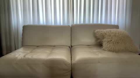 clydeninethousand online show from 9, 3, 2026