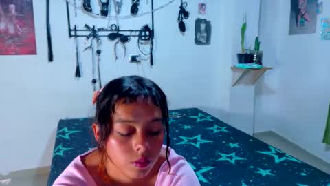 Snapshot of clydexxxbunny chatting on 13, 9, 2025 Clyde and Bunny online show from 13, 9, 2025
