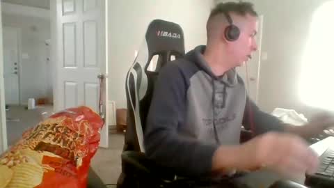 Snapshot of cmypenis chatting on 9, 12, 2024 Master Bates online show from 9, 12, 2024