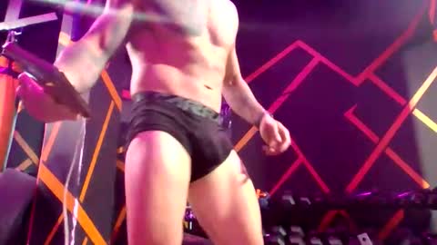 coach_ironmak online show from 19, 4, 2026