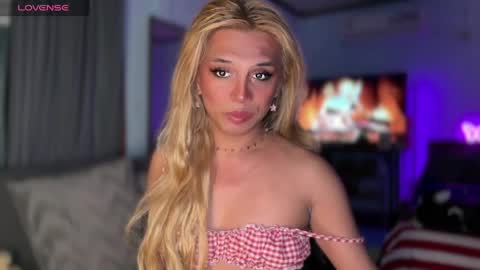 Snapshot of cockprincess_dianna chatting on 9, 4, 2026 PrincessDianna IslandGirl CUMSHOW in PVT and PASSWORDSHOW online show from 9, 4, 2026