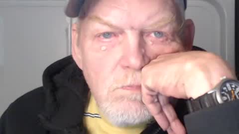 cockreadynow4u online show from 10, 1, 2025