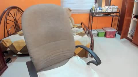 titanis online show from 25, 10, 2025