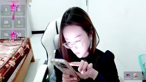 Snapshot of coco_coo chatting on 28, 2, 2025 coco online show from 28, 2, 2025