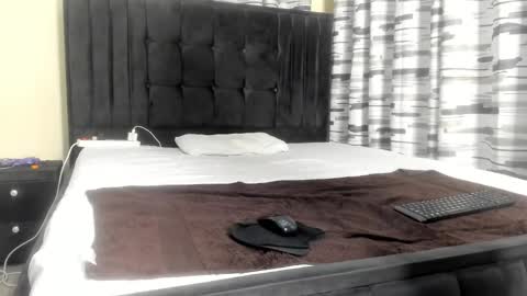 Snapshot of coco_leila chatting on 18, 2, 2025 coco_leila online show from 18, 2, 2025