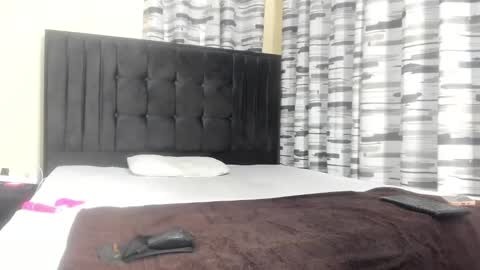 Snapshot of coco_leila chatting on 20, 2, 2025 coco_leila online show from 20, 2, 2025