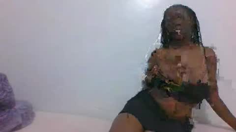 Snapshot of cocoalush9819 chatting on 14, 9, 2025 cocoalush9819 online show from 14, 9, 2025