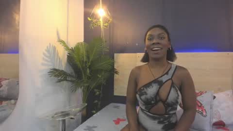 Snapshot of cocoaqueen_ chatting on 3, 7, 2026 cocoaqueen_ online show from 3, 7, 2026