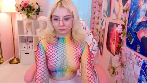 Mia online show from 11, 3, 2025